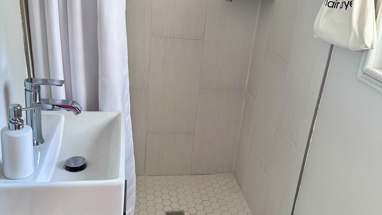 Photo of Bathroom in Slaughter Beach