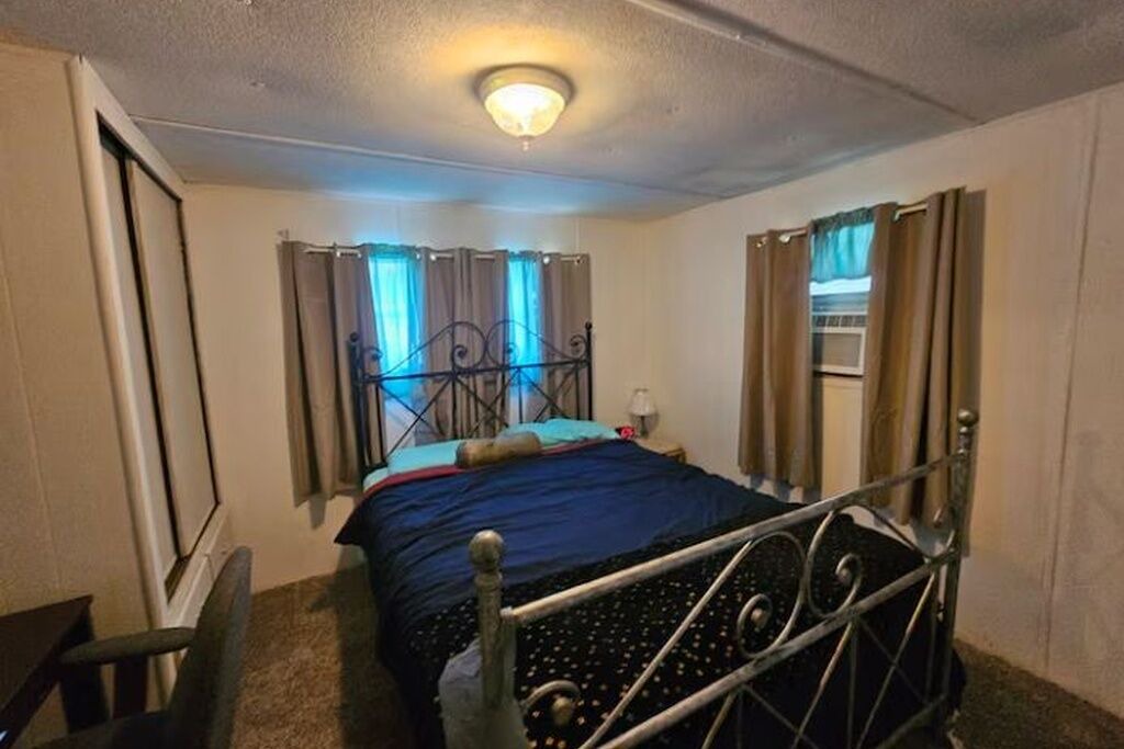 Photo of Bedroom in Maple Hill