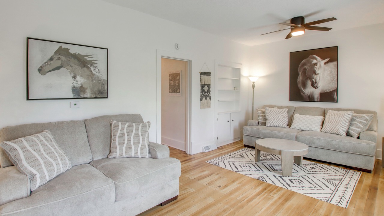 Photo of Livingroom in Colfax