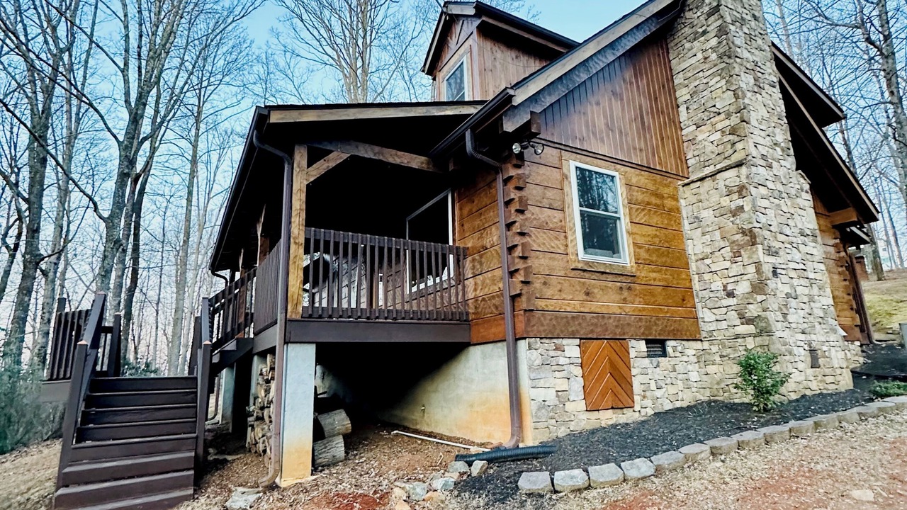 Photo of Outdoor in Saluda