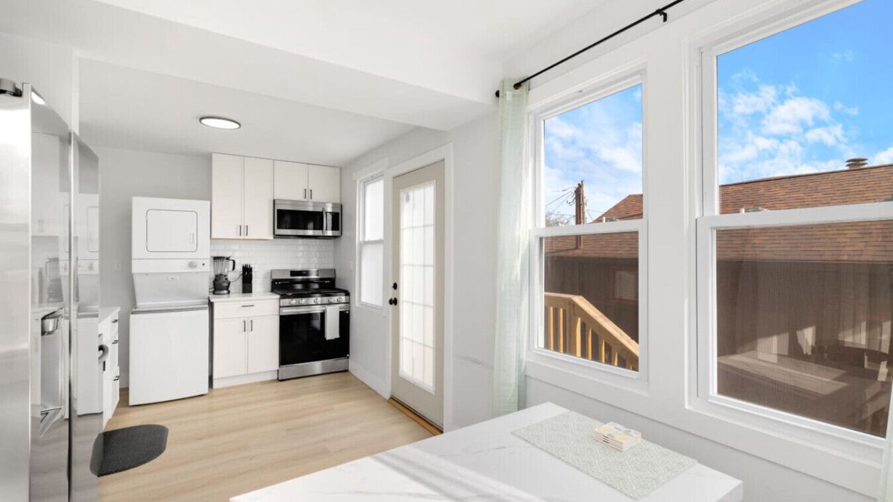 Photo of Kitchen in Channel Lake