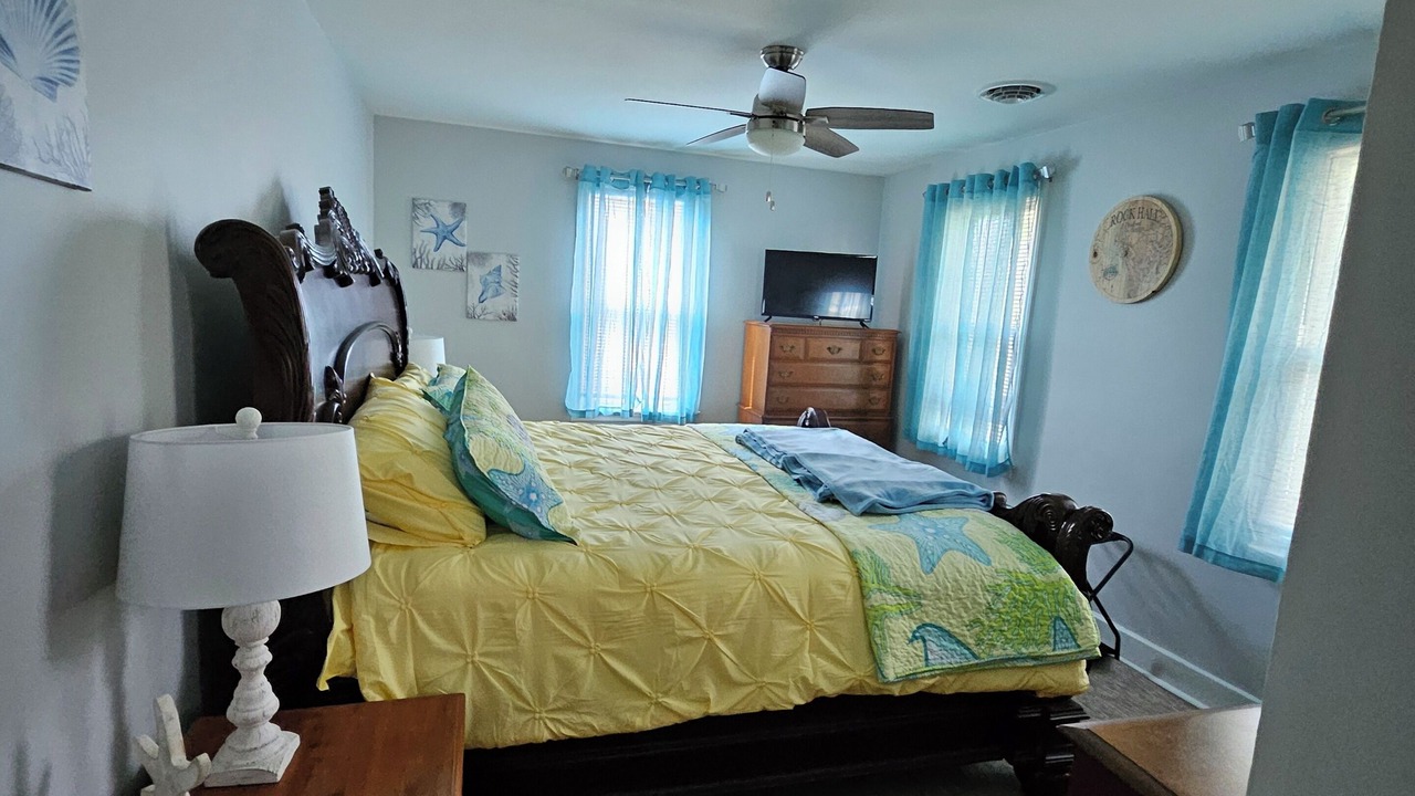 Photo of Bedroom in Rock Hall