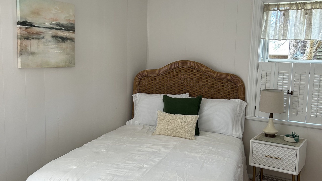 Photo of Bedroom in Long Green