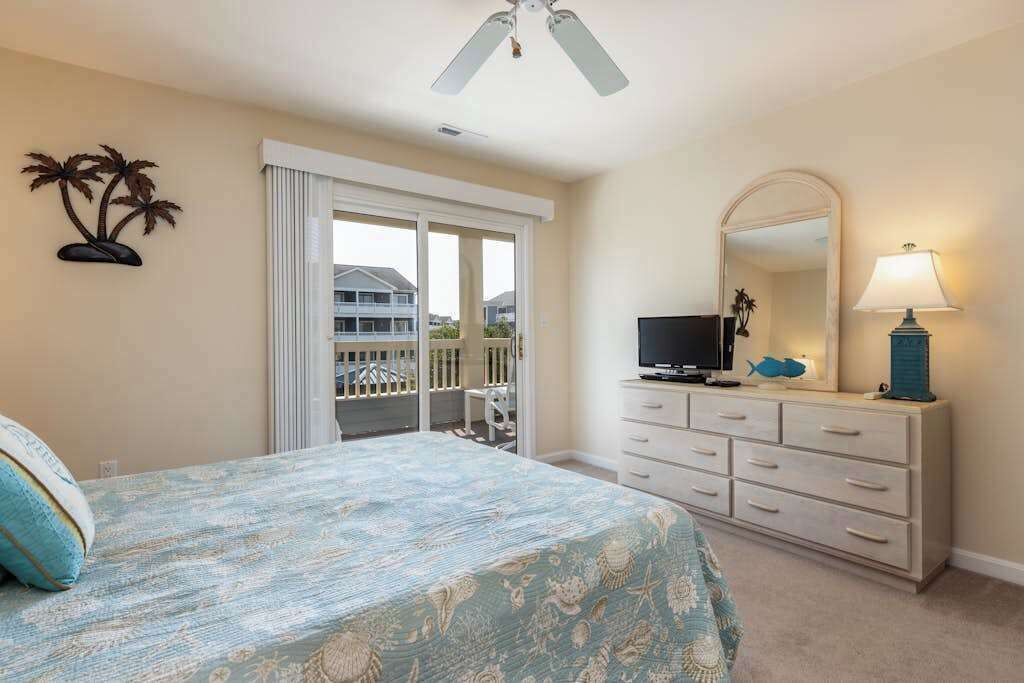 Photo of Bedroom in Heron Harbour Isle