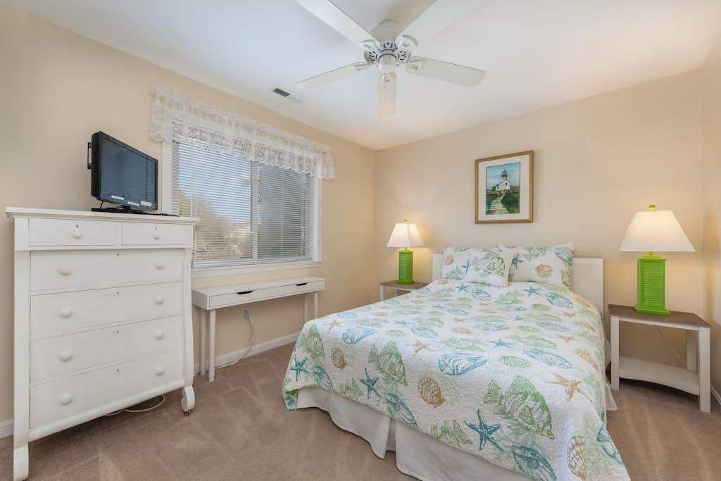 Photo of Bedroom in Heron Harbour Isle
