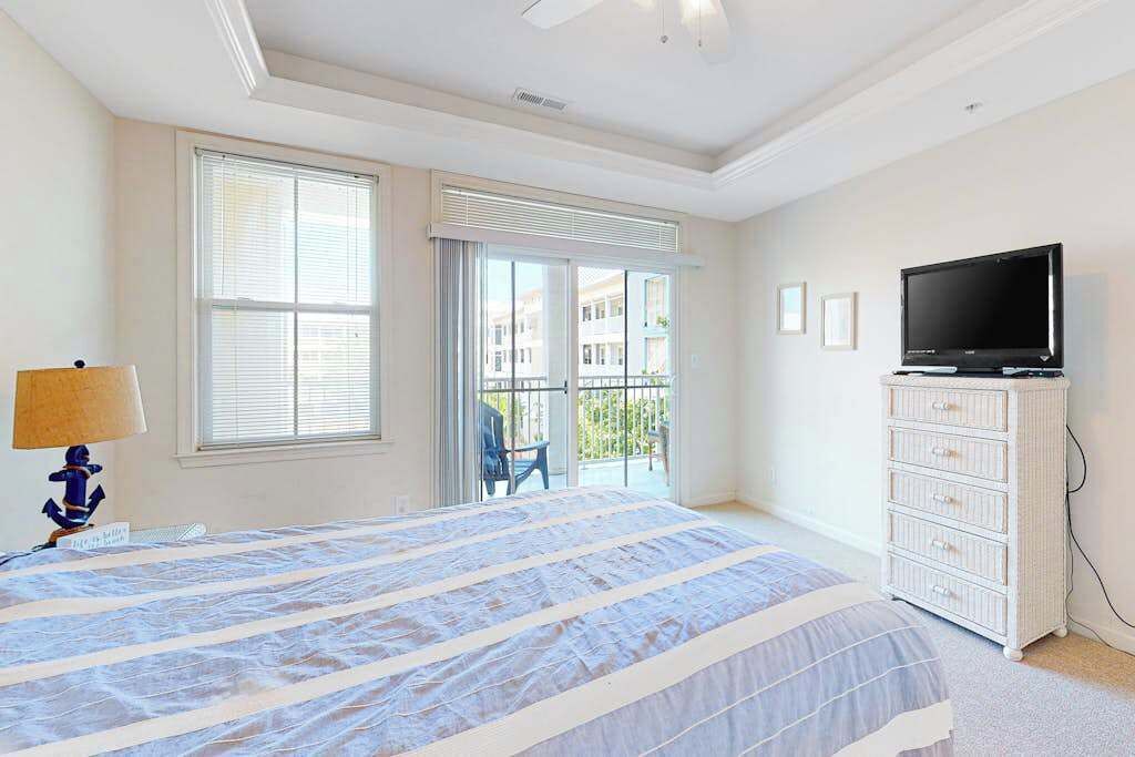 Photo of Bedroom in Sunset Island