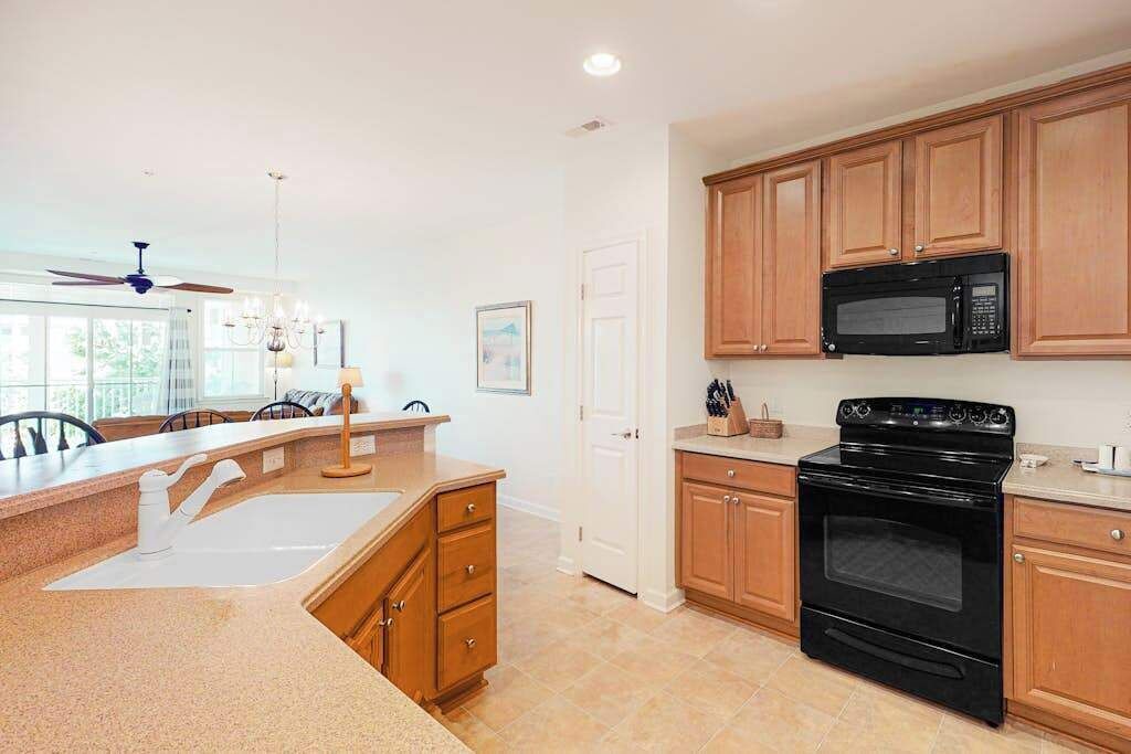Photo of Kitchen in Sunset Island