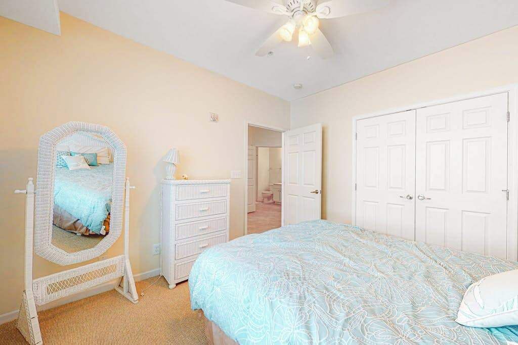 Photo of Bedroom in Sunset Island