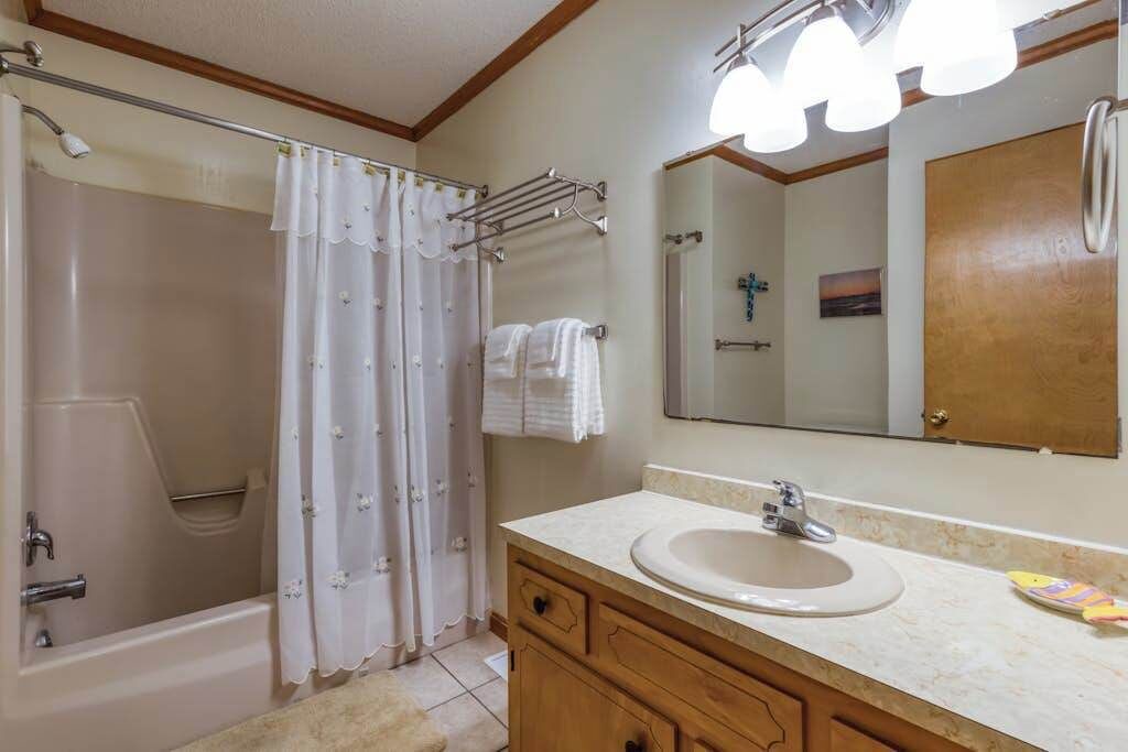 Photo of Bathroom in Caine Woods