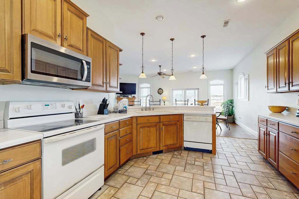 Photo of Kitchen in Heron Harbour Isle