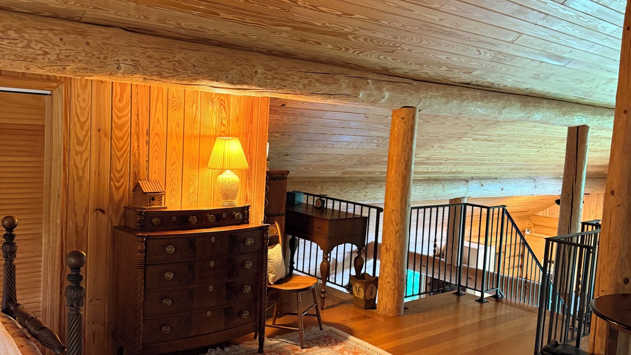 Photo of Others in Oakpark