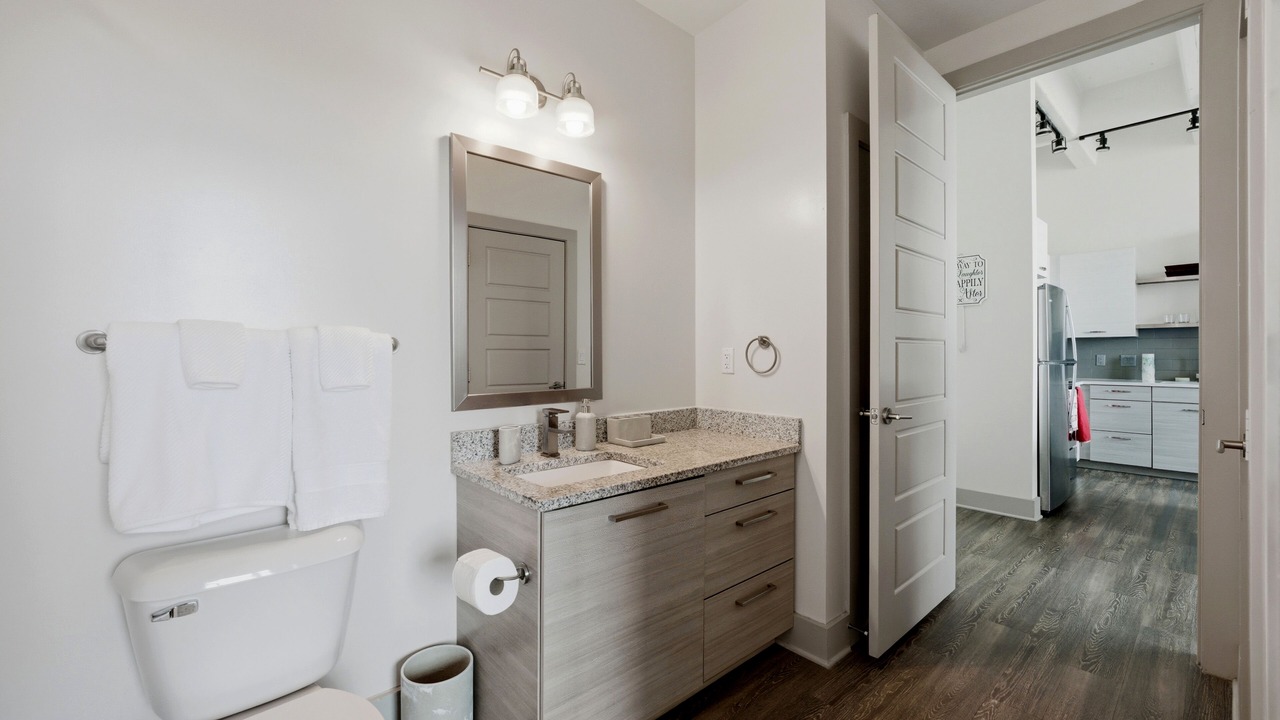 Photo of Bathroom in Peachtree Center