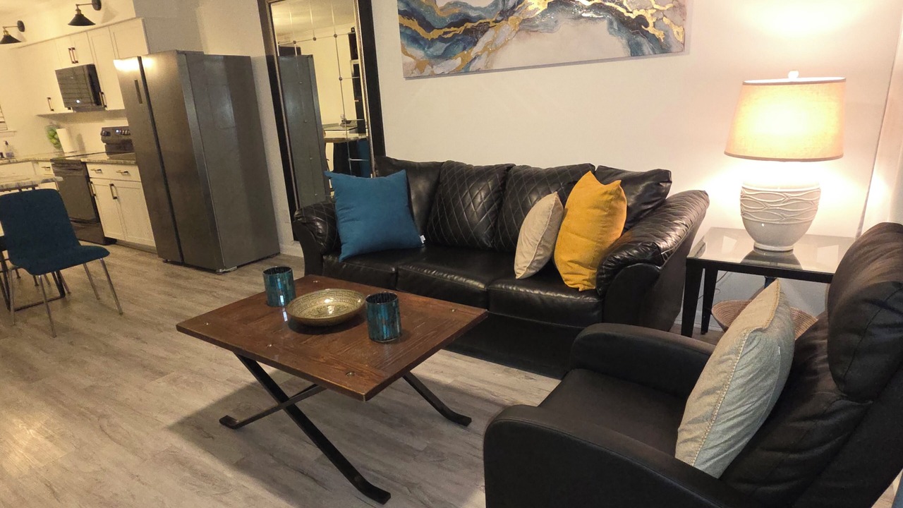 Photo of Livingroom in Northeast Raleigh