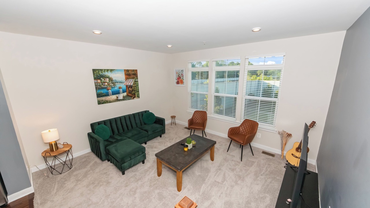 Photo of Livingroom in College Park