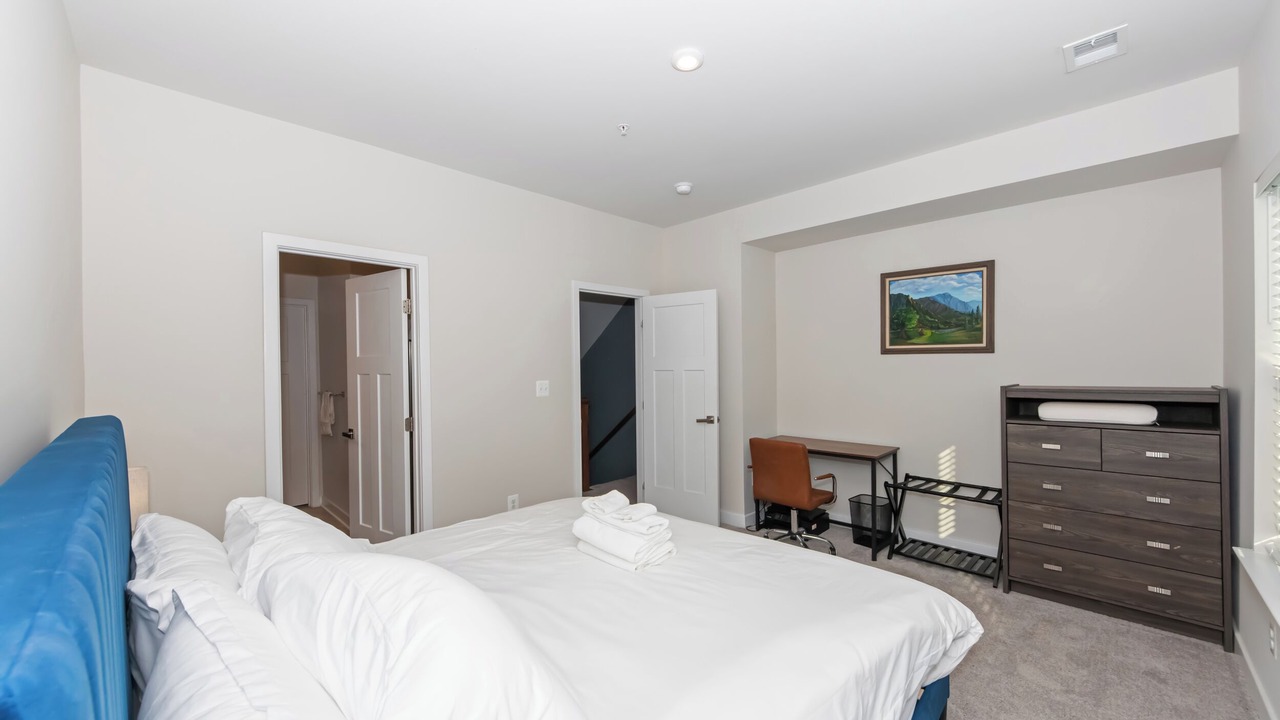 Photo of Bedroom in College Park