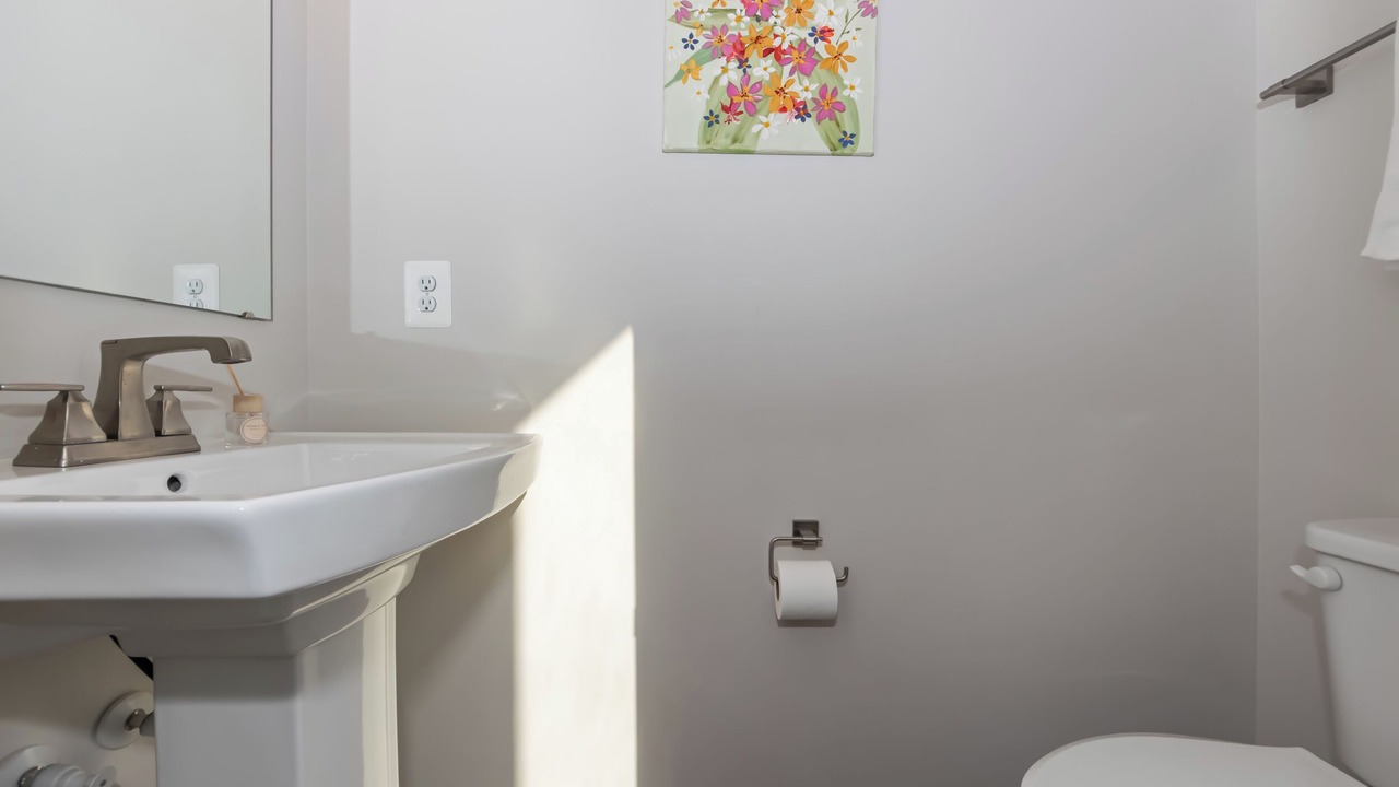 Photo of Bathroom in College Park