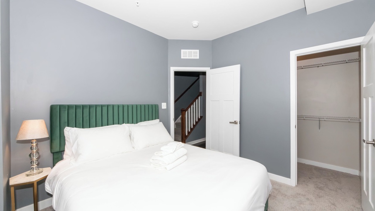 Photo of Bedroom in College Park