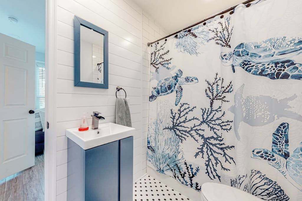Photo of Bathroom in South Bethany Harbor