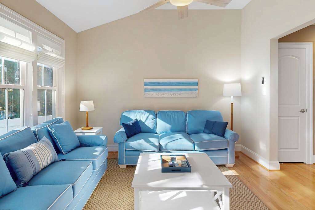 Photo of Livingroom in The Commons