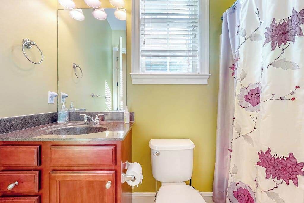 Photo of Bathroom in The Commons