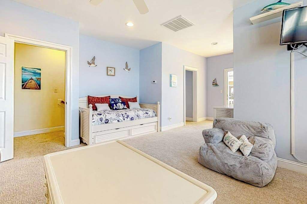 Photo of Bedroom in The Commons