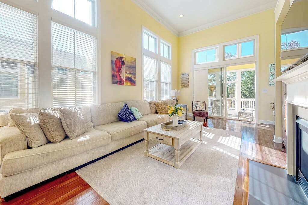 Photo of Livingroom in The Commons