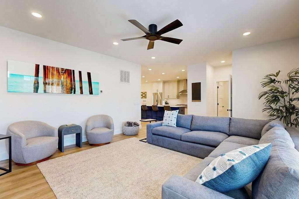 Photo of Livingroom in Long Neck