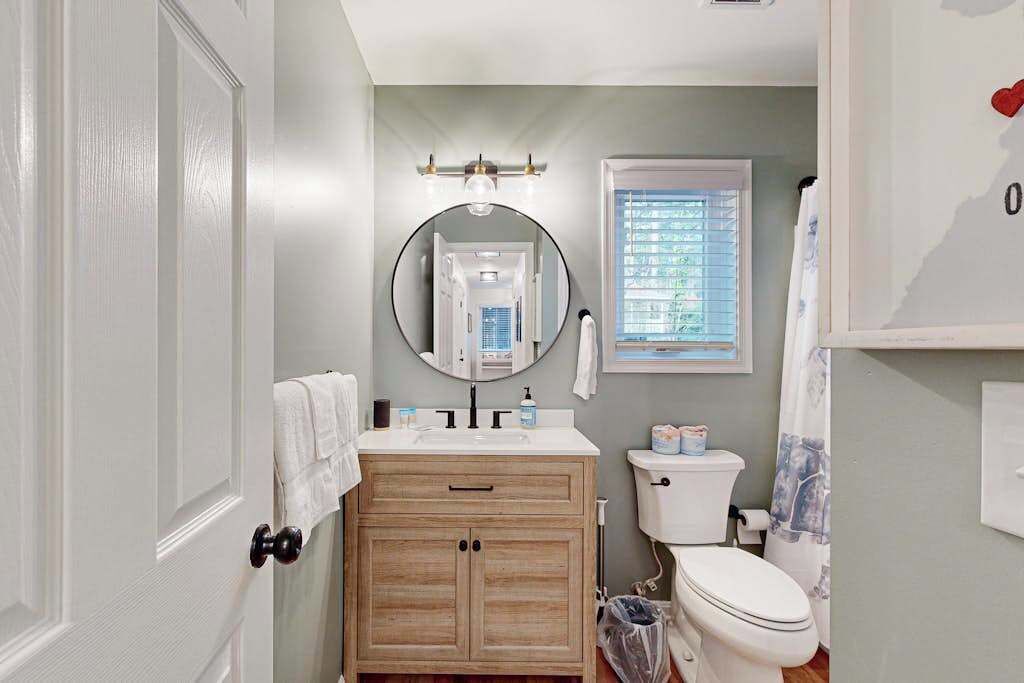 Photo of Bathroom in Sandpiper Pines