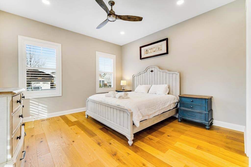 Photo of Bedroom in Country Club Estates