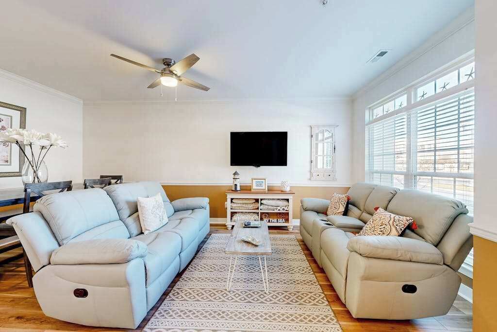 Photo of Livingroom in Villages of Five Points