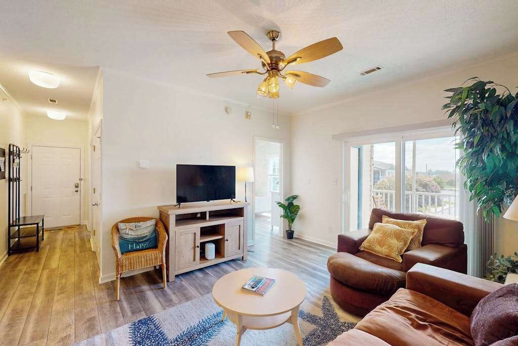 Photo of Livingroom in Villages of Five Points