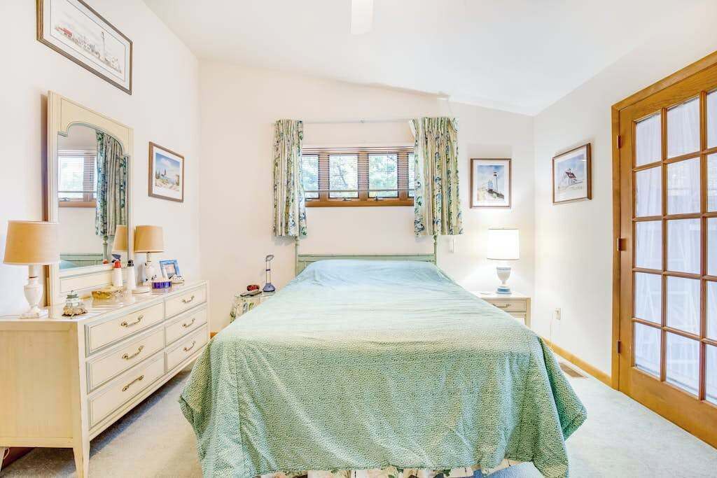 Photo of Bedroom in Fenwick Island