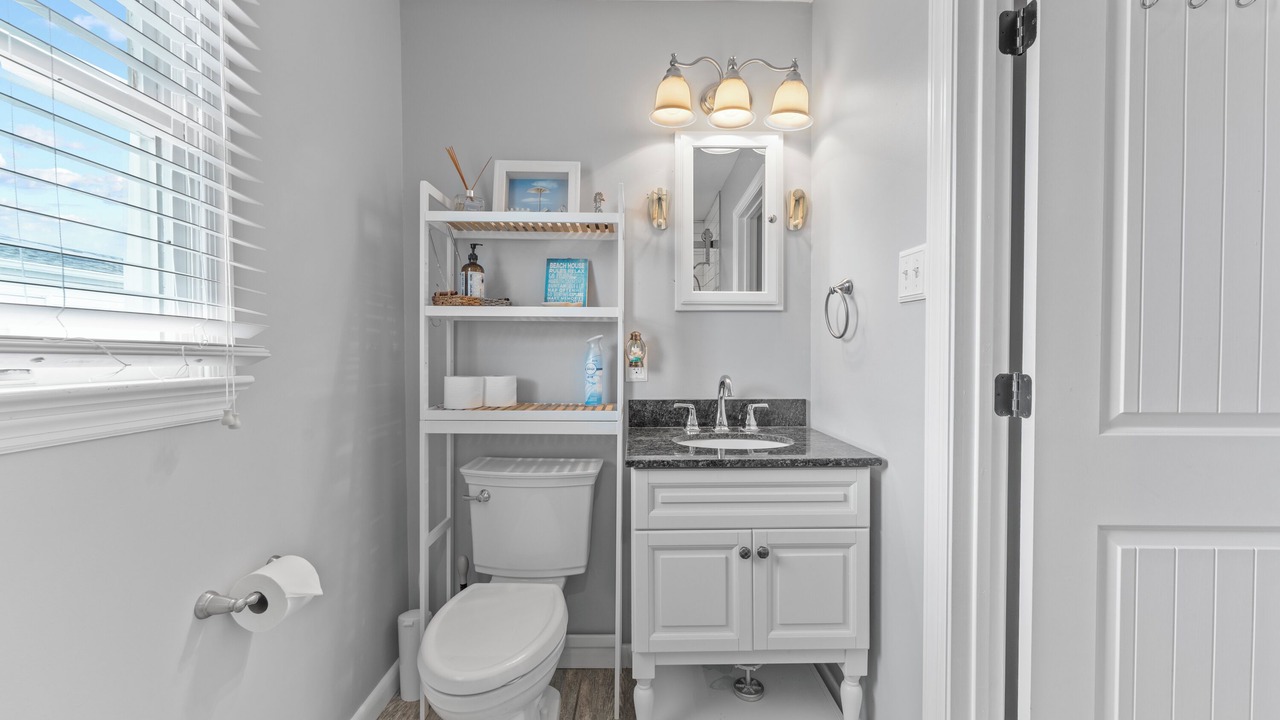 Photo of Bathroom in Shawcrest