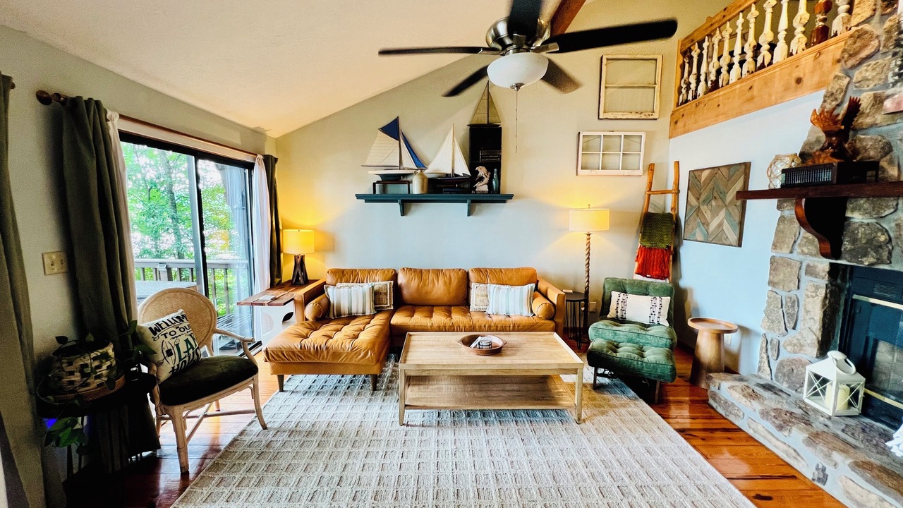Photo of Livingroom in Cedar Bluff