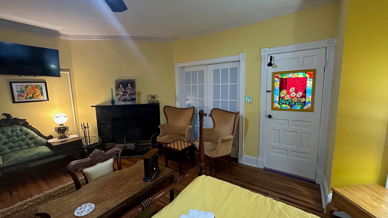 Photo of Bedroom in Gaithersburg