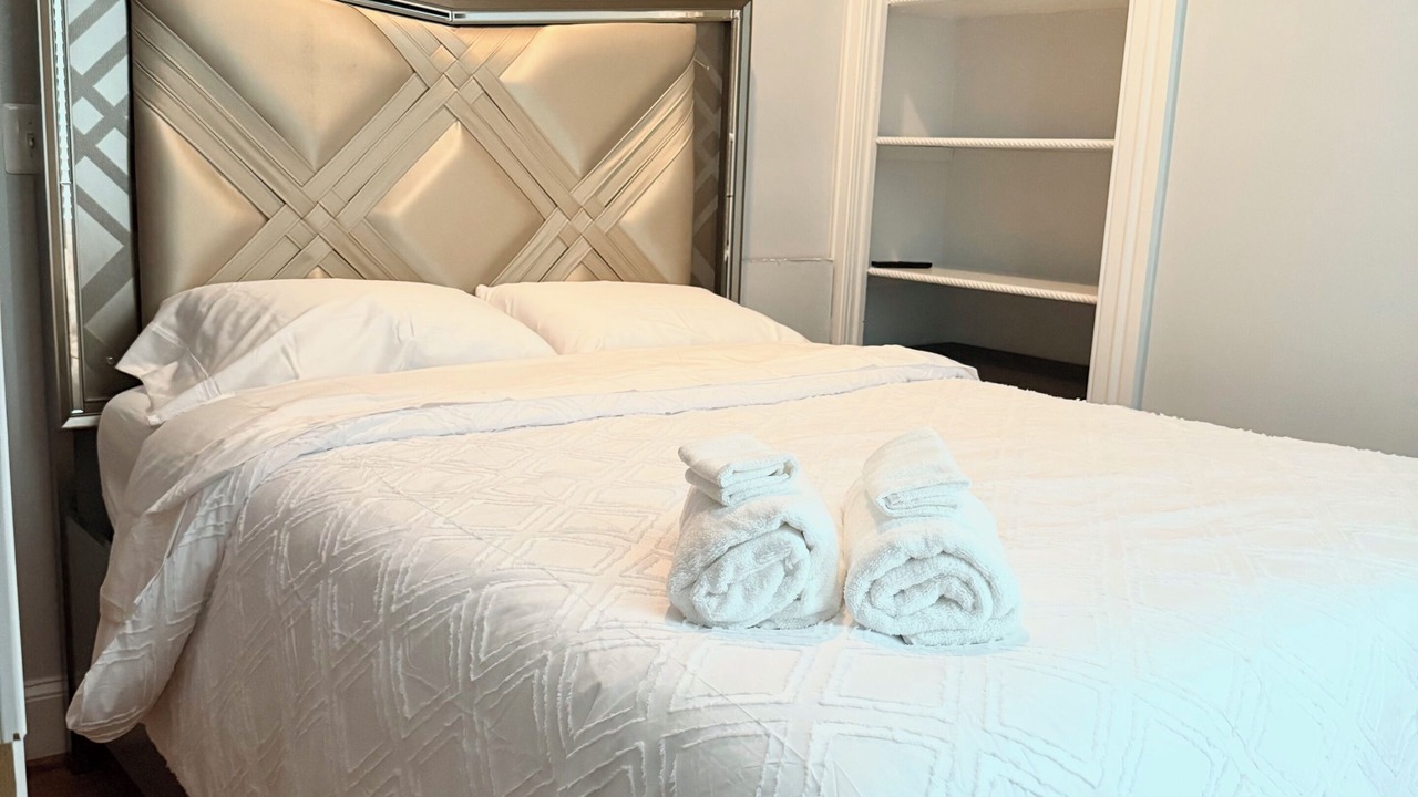 Photo of Bedroom in Downtown Baltimore