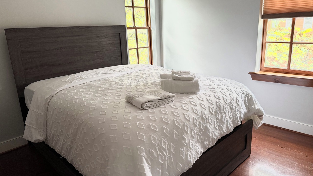 Photo of Bedroom in Downtown Baltimore
