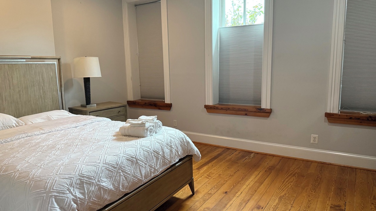 Photo of Bedroom in Downtown Baltimore