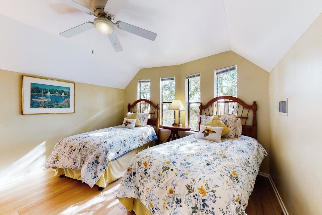 Photo of Bedroom in Buchanan Dam