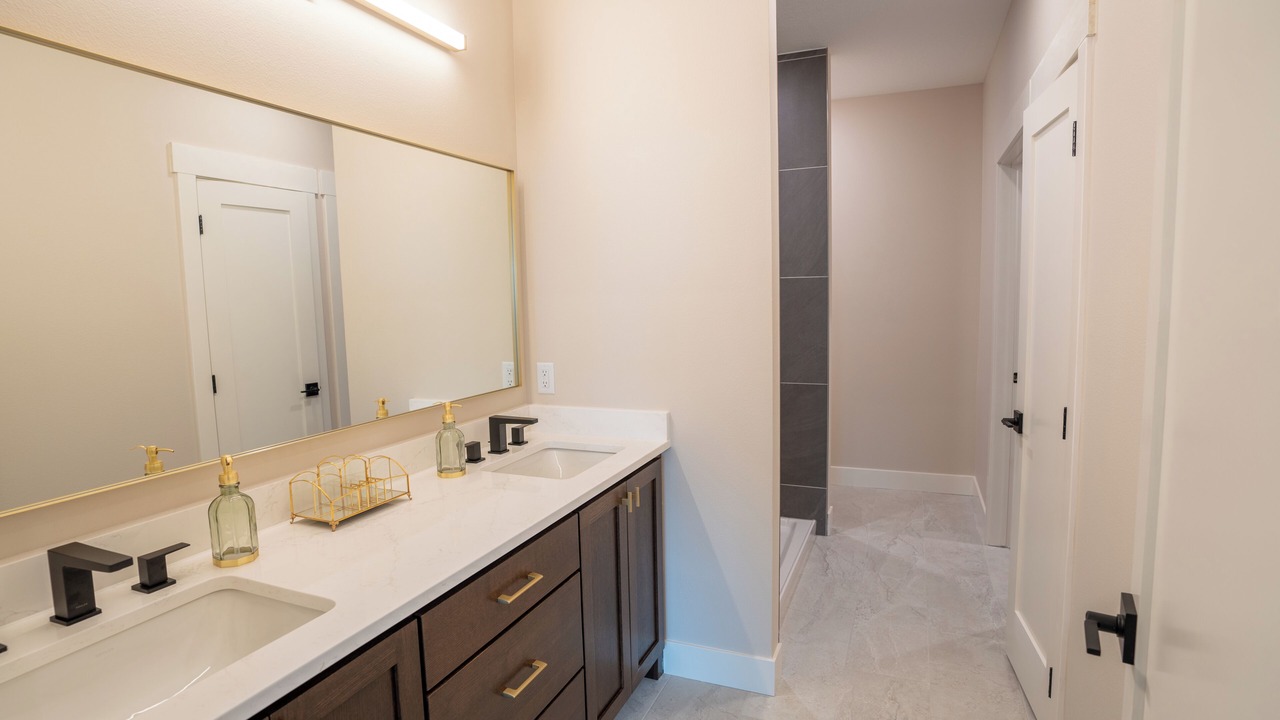 Photo of Bathroom in Charles City
