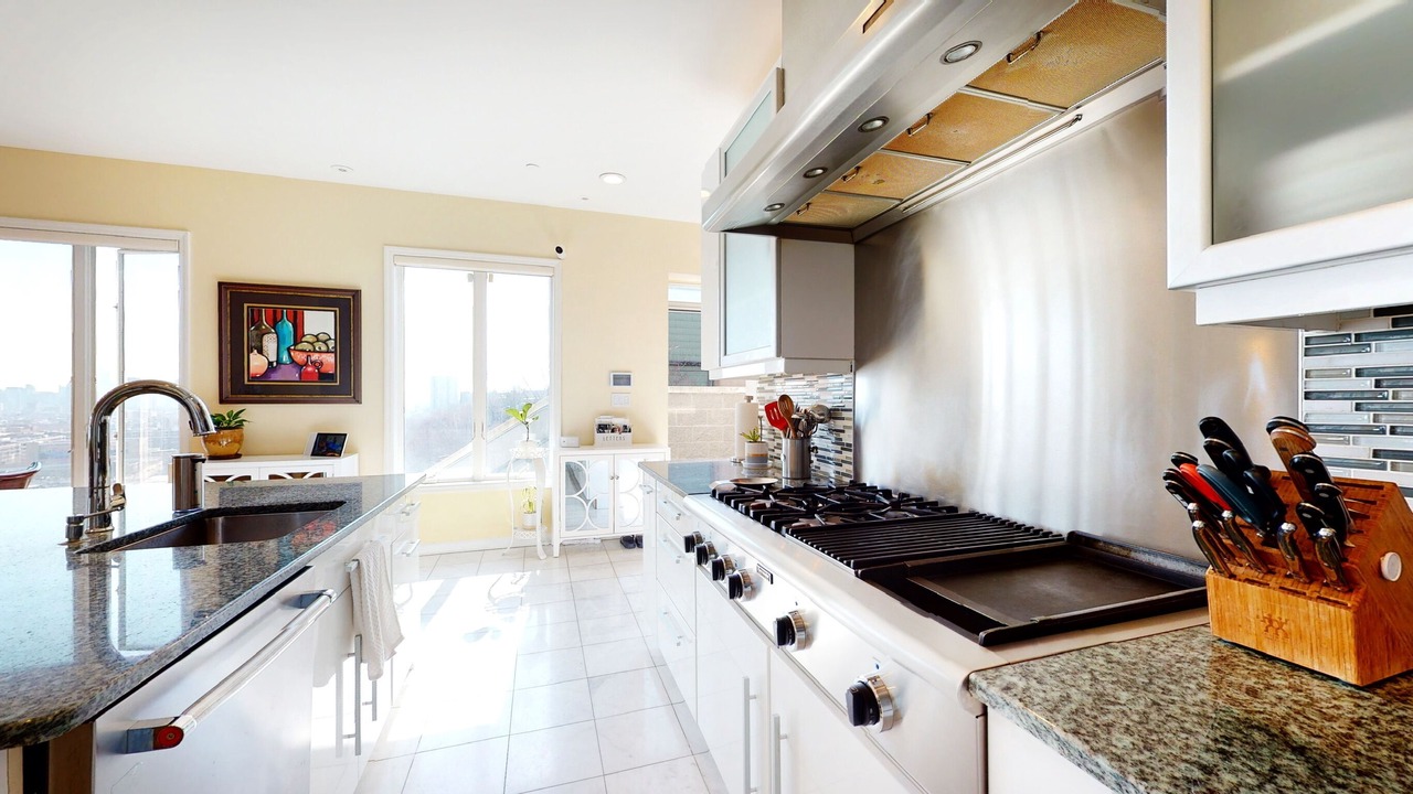 Photo of Kitchen in Union City