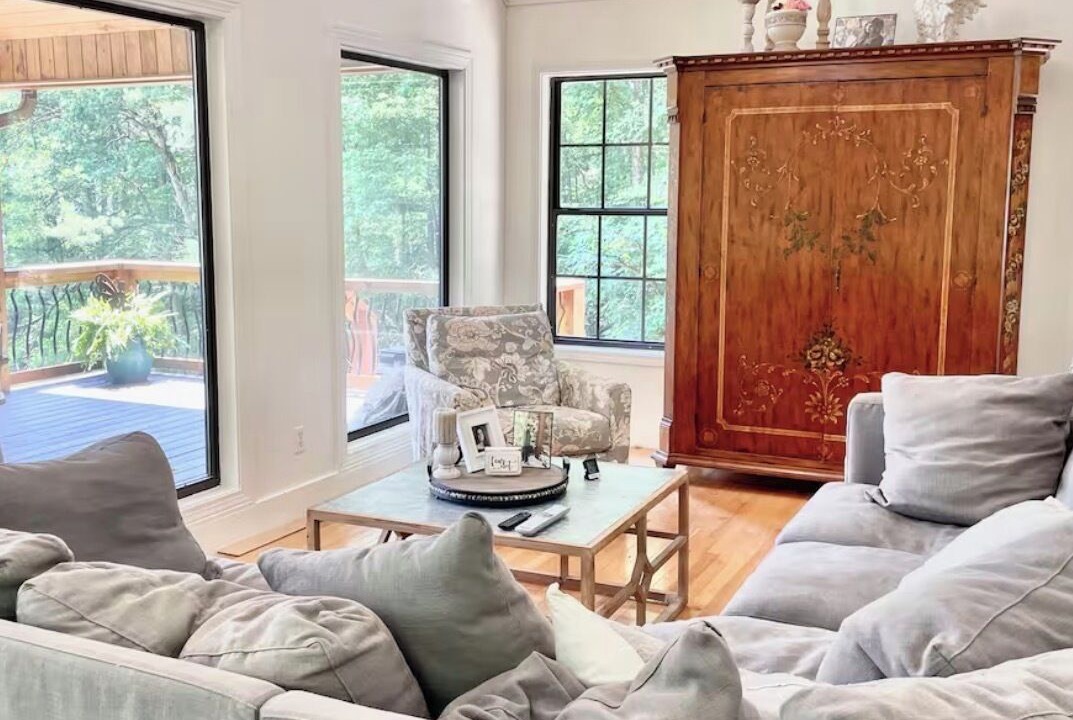 Photo of Livingroom in Crane Hill