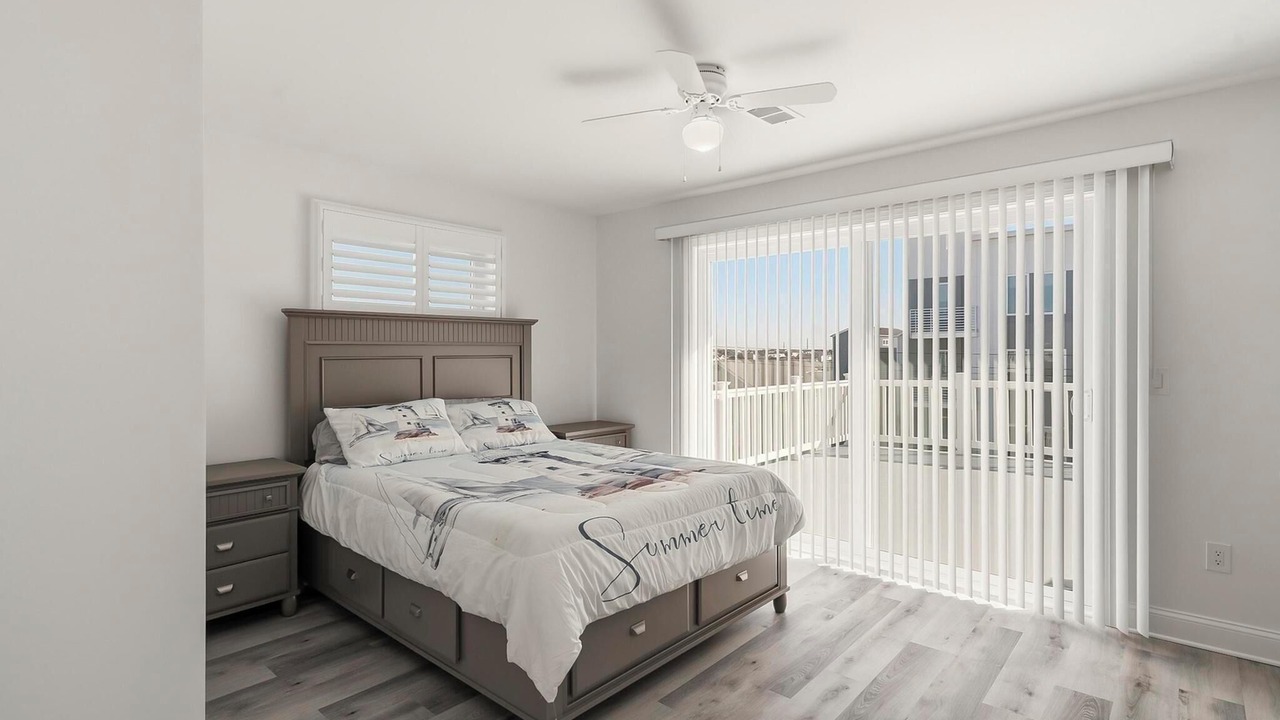 Photo of Bedroom in Seaside Heights