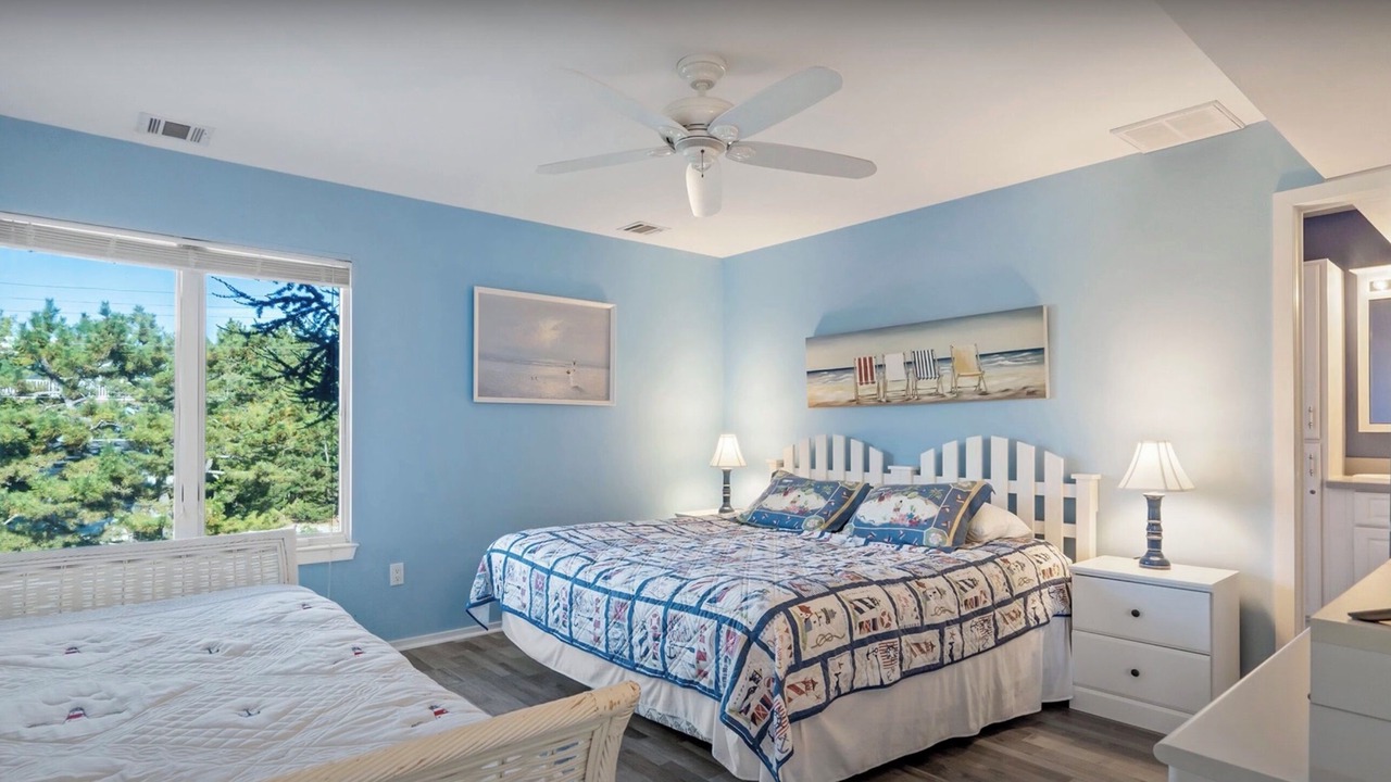Photo of Bedroom in Loveladies