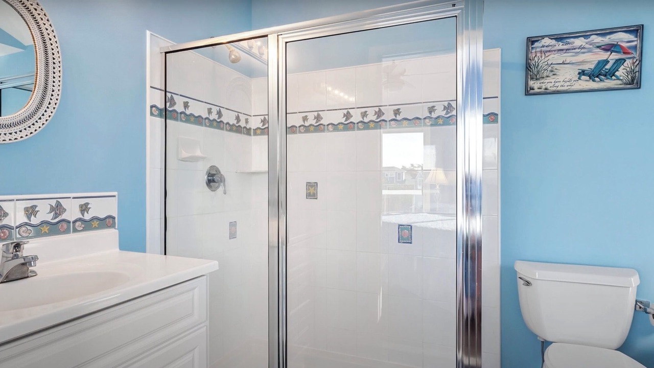Photo of Bathroom in Loveladies