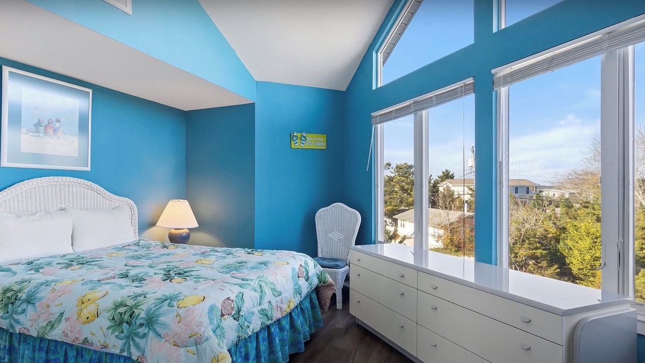 Photo of Bedroom in Loveladies