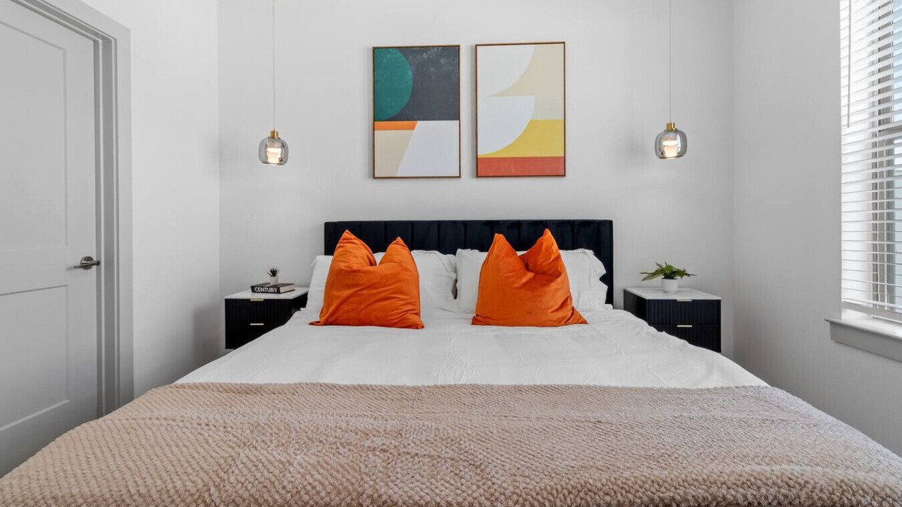 Photo of Bedroom in McNeil