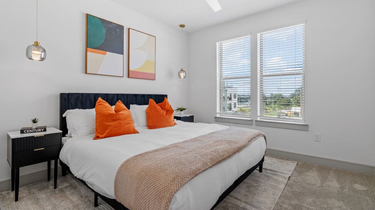 Photo of Bedroom in McNeil