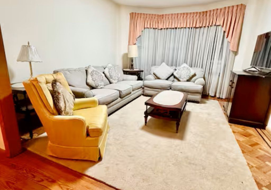 Photo of Livingroom in Constable Hook