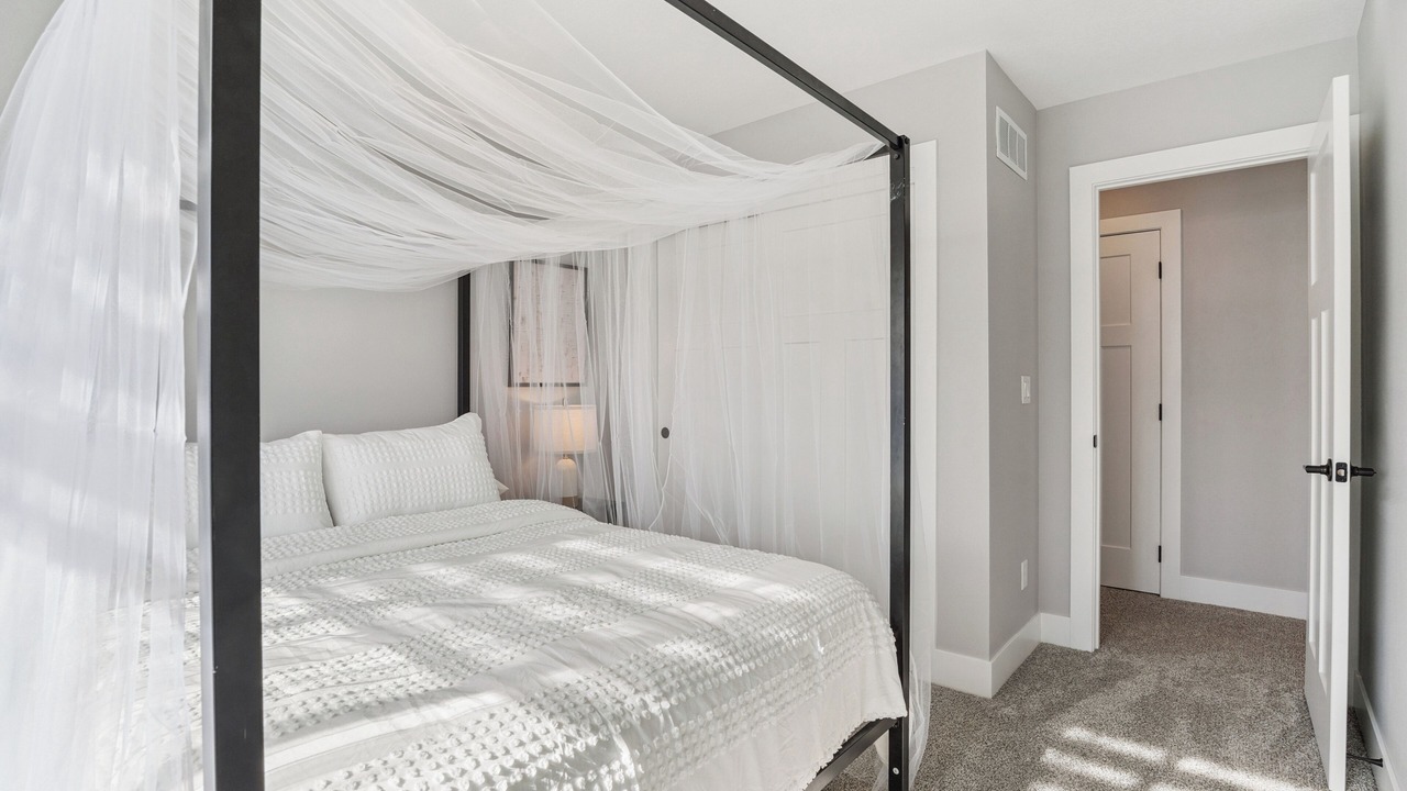 Photo of Bedroom in Grimes